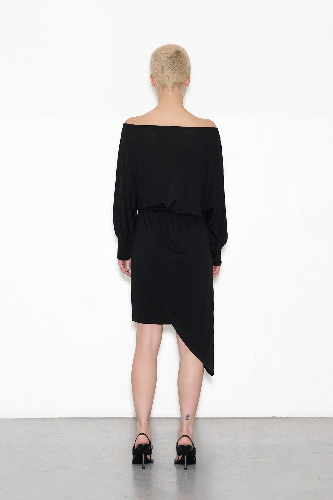 Robe RHODE MODAL NOIR - School Rag