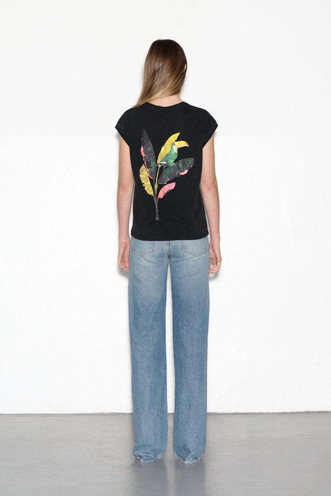 T-shirt TROPICAL DARK GREY - School Rag